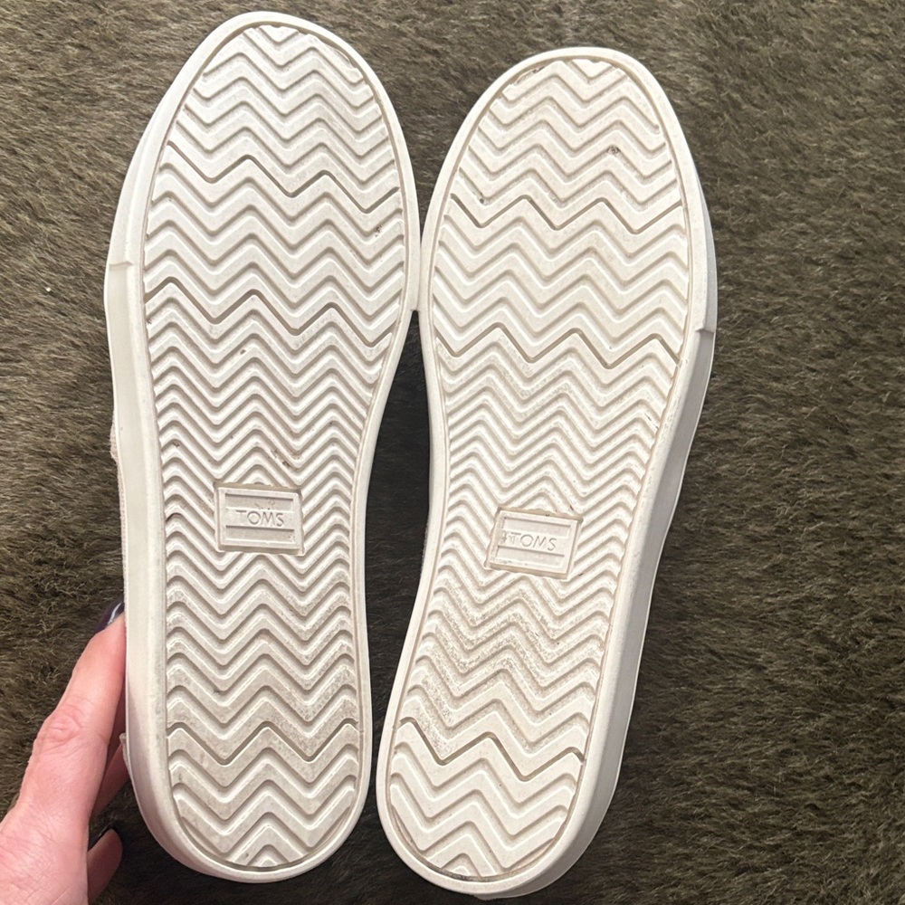 TOMS Women's Light Beige Slip-On Flats - Picture 3 of 4